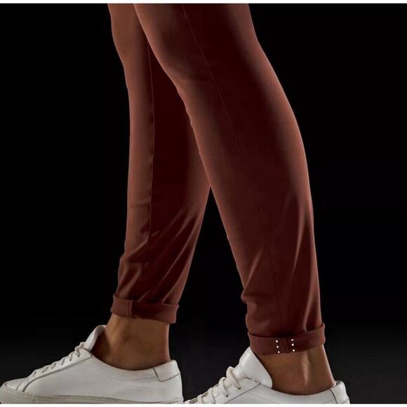 Lululemon Pants Sz 25 City Sleek Slim Fit 5 Pocket High Rise Pants Copper - Picture 4 of 11